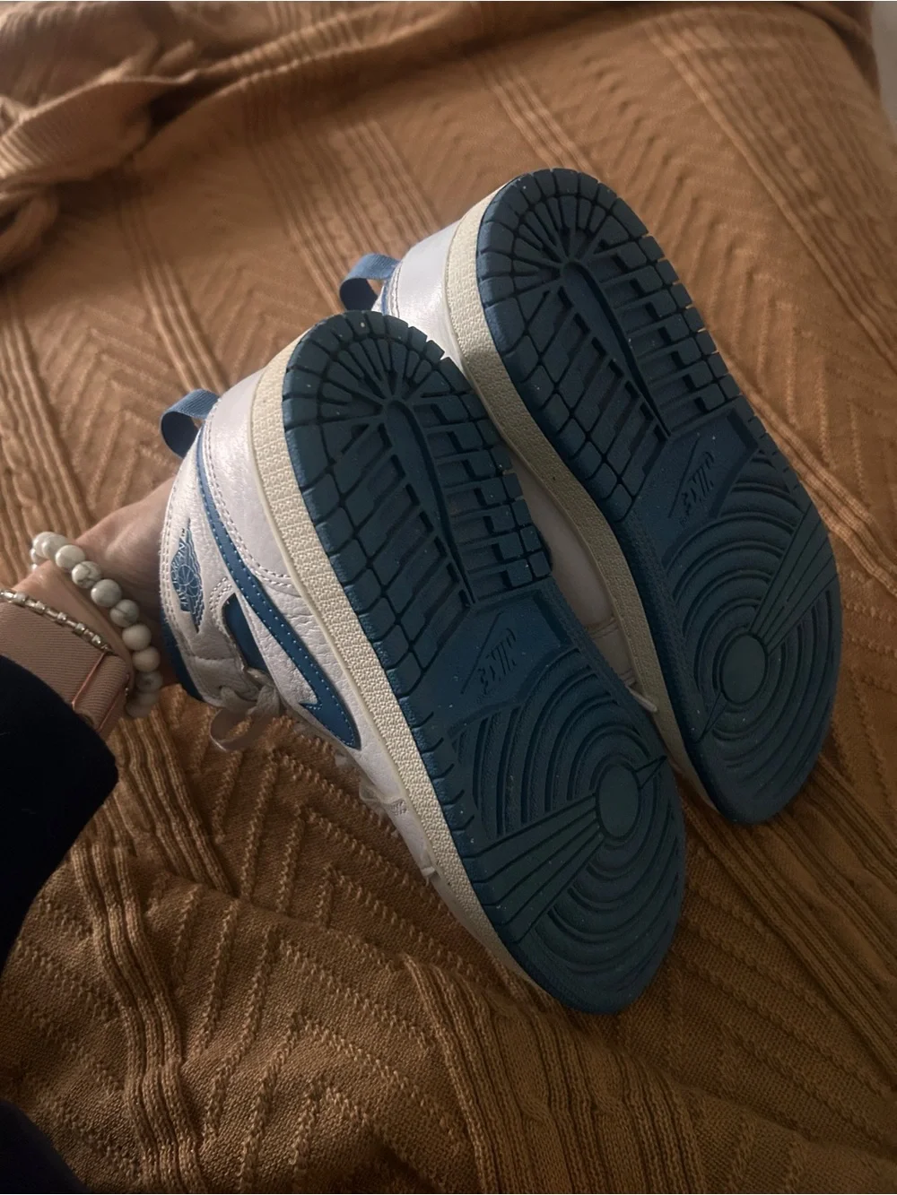 Nike Kids White and Navy High-Top Sneakers - Picture 5 of 7